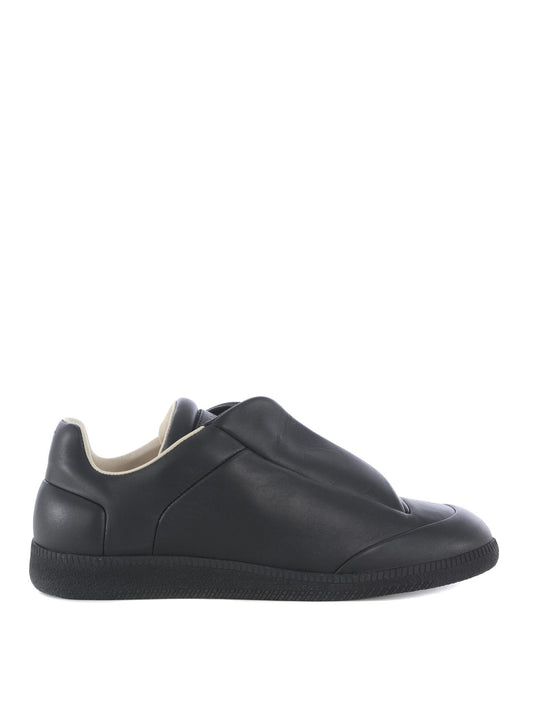 Low Top Future Sneakers