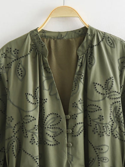 Loose-fitting openwork lace dress