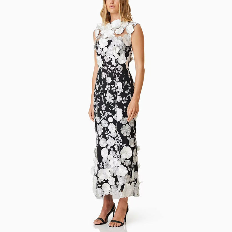 Sleeveless Flower Embroidery Midi Dress