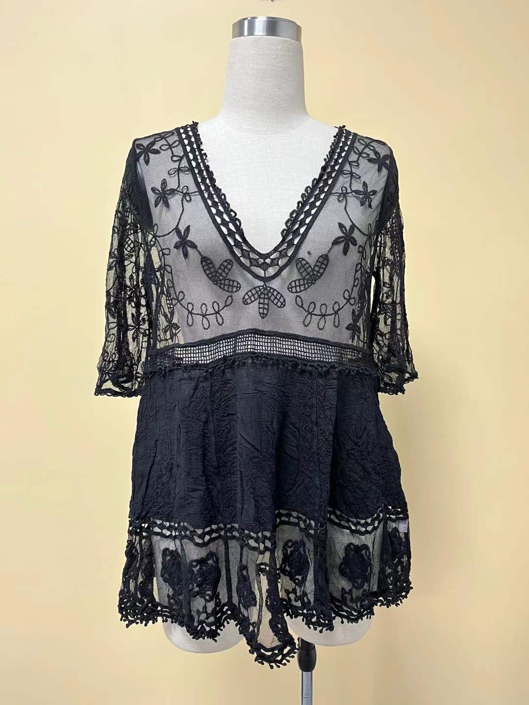 Lace Embroidered Beach Cover-up