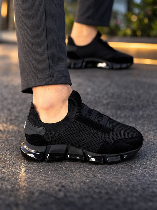 Men's Sporty Style Slip-on Sneakers