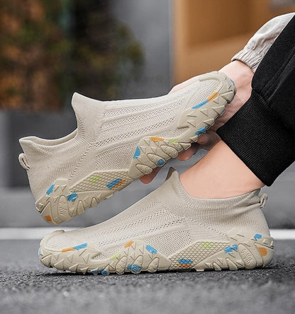 Breathable and casual slip-on shoes