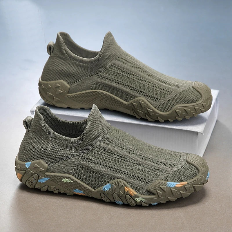 Breathable and casual slip-on shoes