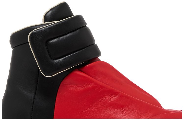 Future Sneaker
