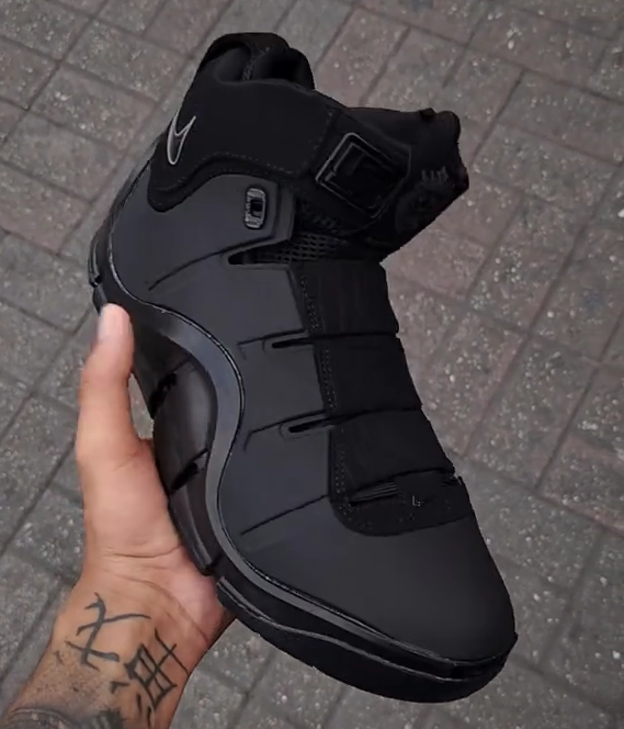Men's Basketball Shoes