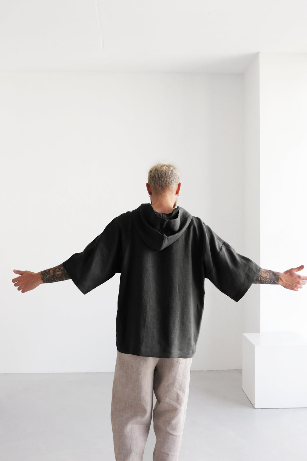 Linen Hooded T-shirt